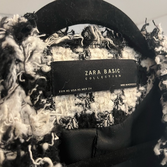 Zara Houndstooth, Tweed Blazer with Fringe Detail - Picture 3 of 5